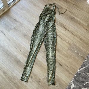 Sexy open back, snake print, tight fit unitard